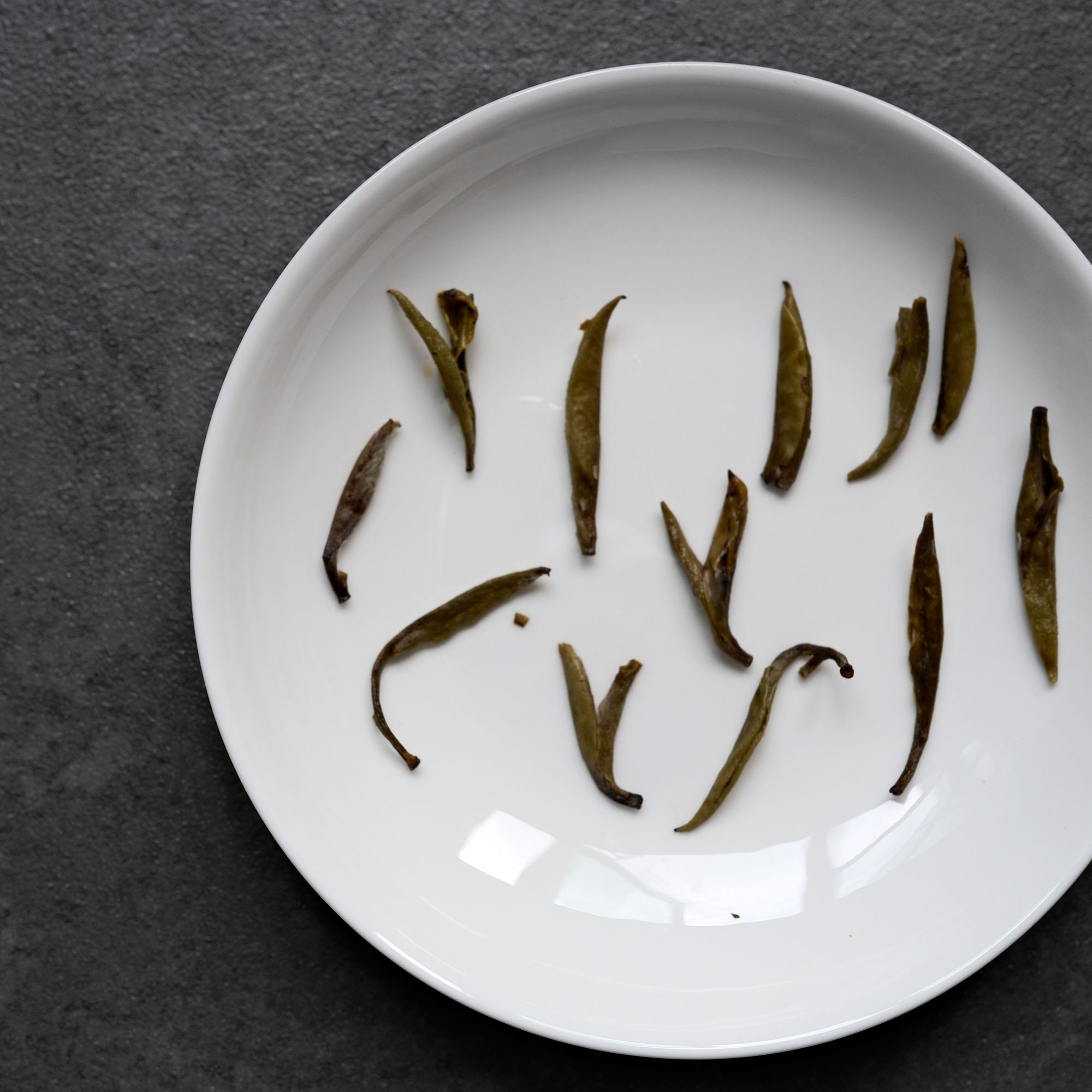 Fujian — Mòlì Yín Háo (Jasmine Silver Tip) | Delicate Jasmine White-Style Tea · Ethereal & Pure - Image 3