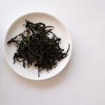 Guangdong —  Phoenix Mountain Yā Shǐ Xiāng Dān Cōng Oolong Chá (鸭屎香 单丛) | Legendary Floral Expression · Orchid, Honey & Mineral Grace